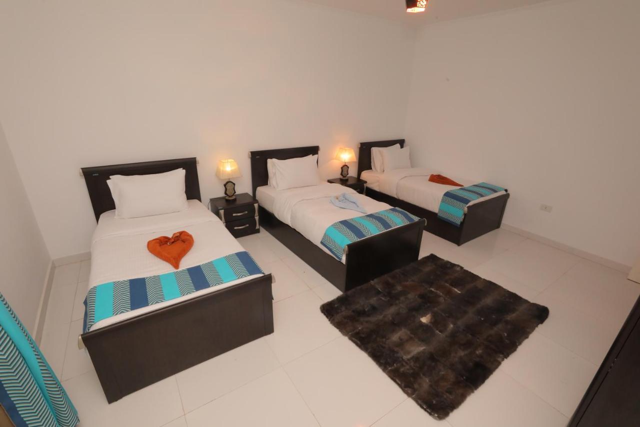 Hotel Pyramids Gem Plaza à Kafret el-Gabal Extérieur photo