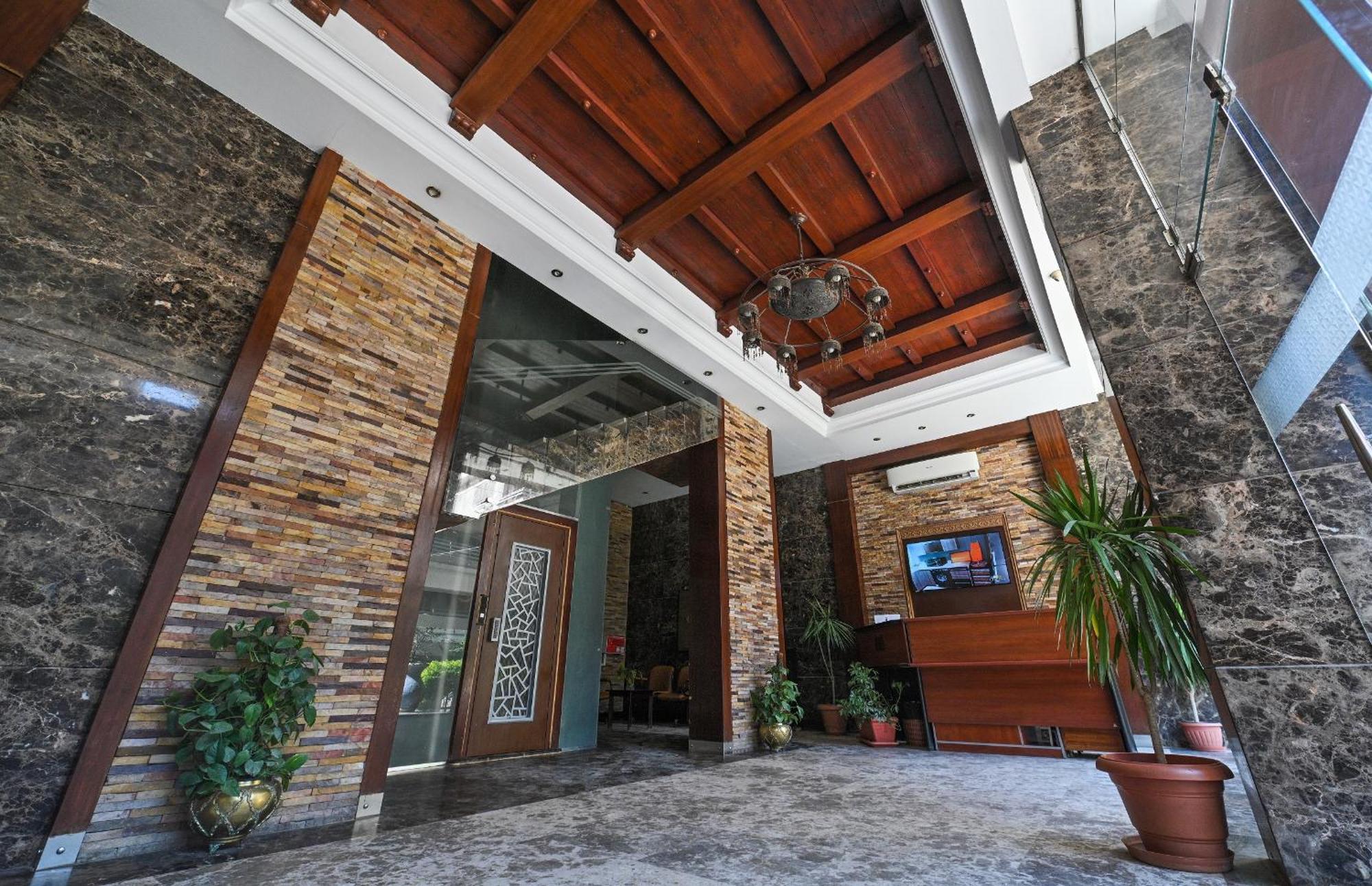 Hotel Pyramids Gem Plaza à Kafret el-Gabal Extérieur photo