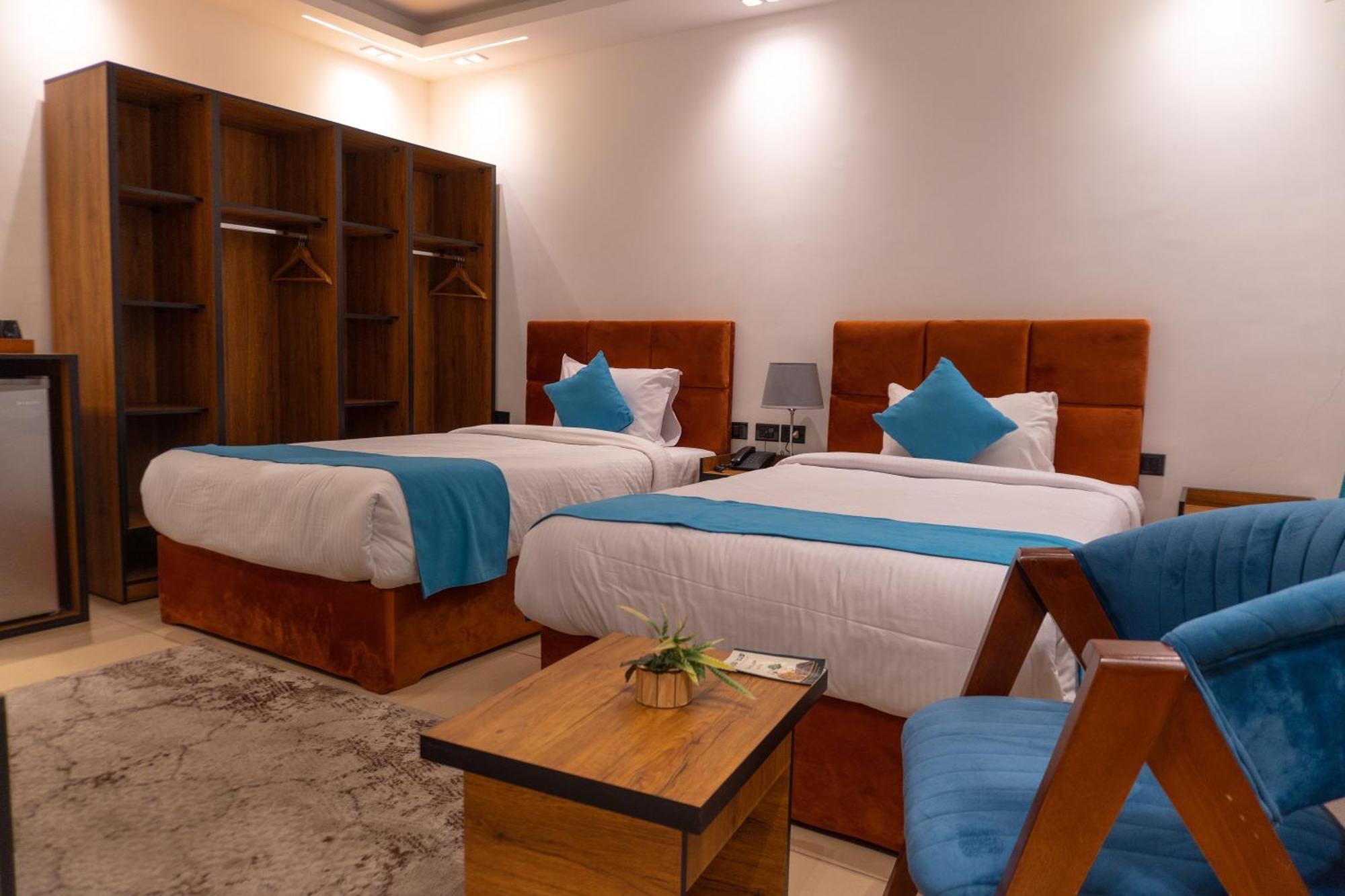 Hotel Pyramids Gem Plaza à Kafret el-Gabal Extérieur photo