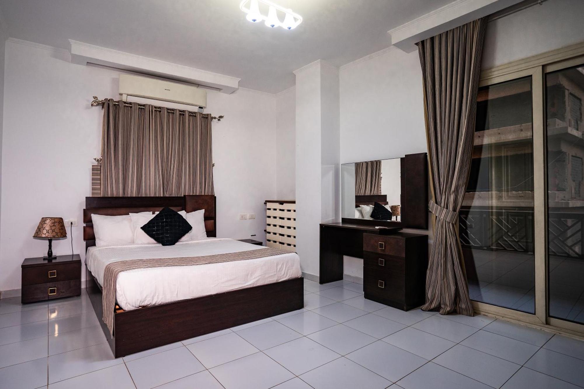 Hotel Pyramids Gem Plaza à Kafret el-Gabal Extérieur photo