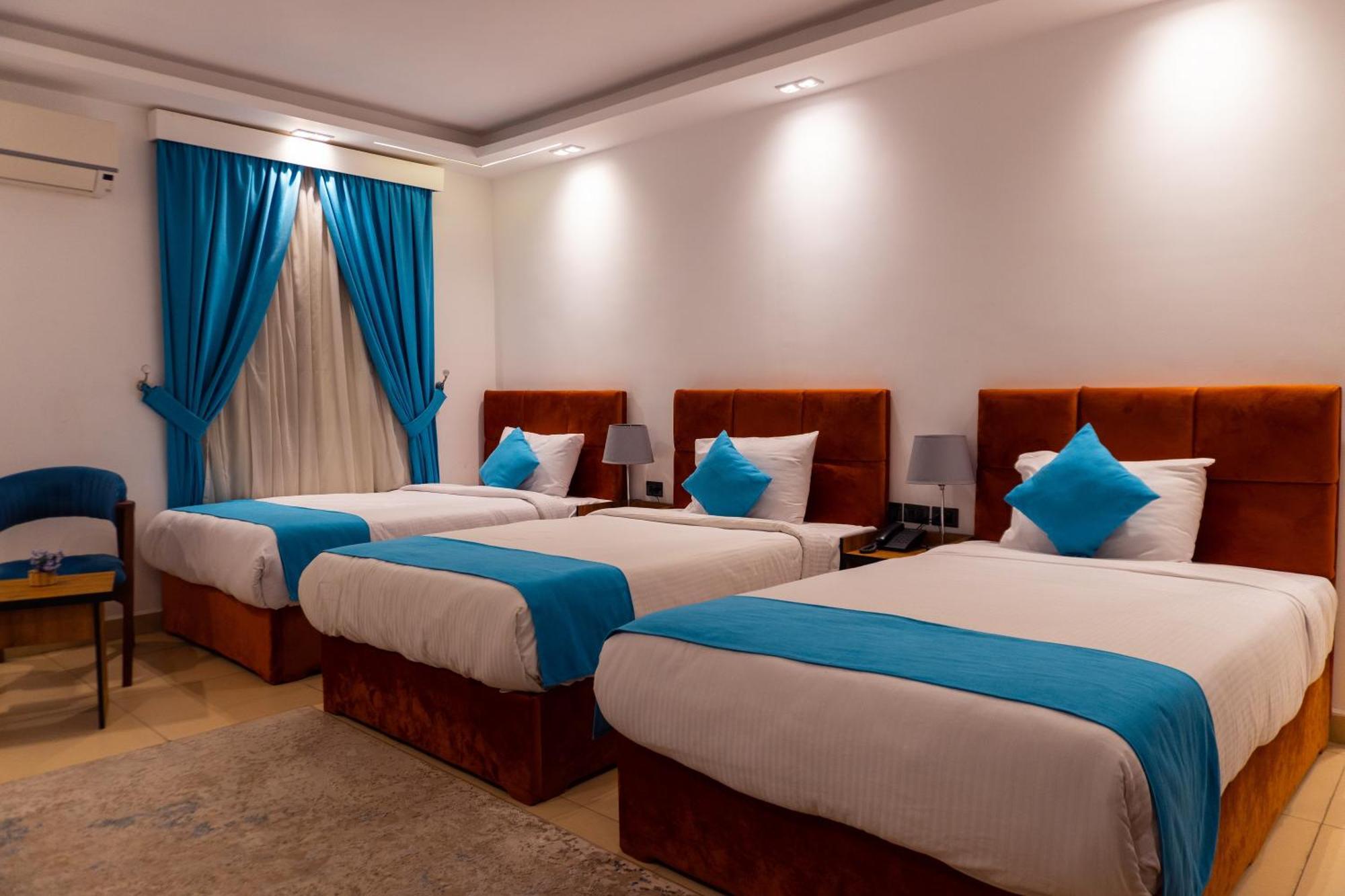 Hotel Pyramids Gem Plaza à Kafret el-Gabal Extérieur photo