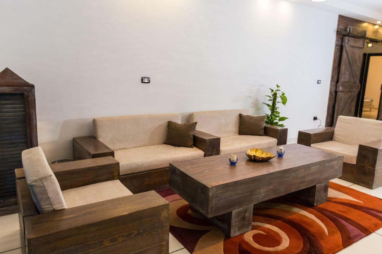 Hotel Pyramids Gem Plaza à Kafret el-Gabal Extérieur photo